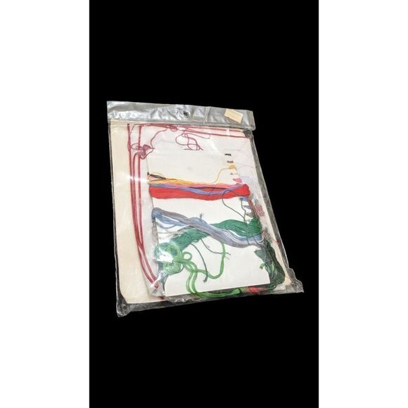 Bucilla Cross Stitch Tablerunner 82862 All A Good Night Vintage 1990 Christmas - Picture 4 of 5